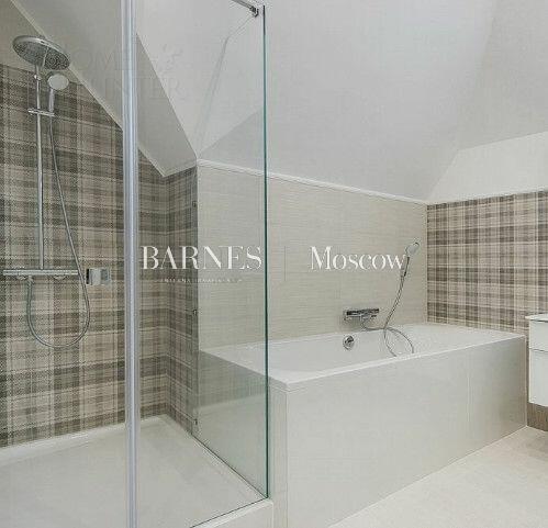 2-этажный коттедж 1 100 м² с отделкой