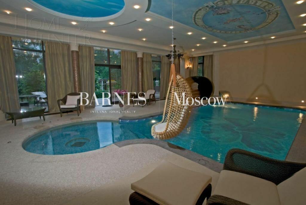 2-этажный коттедж 1 360 м² с отделкой