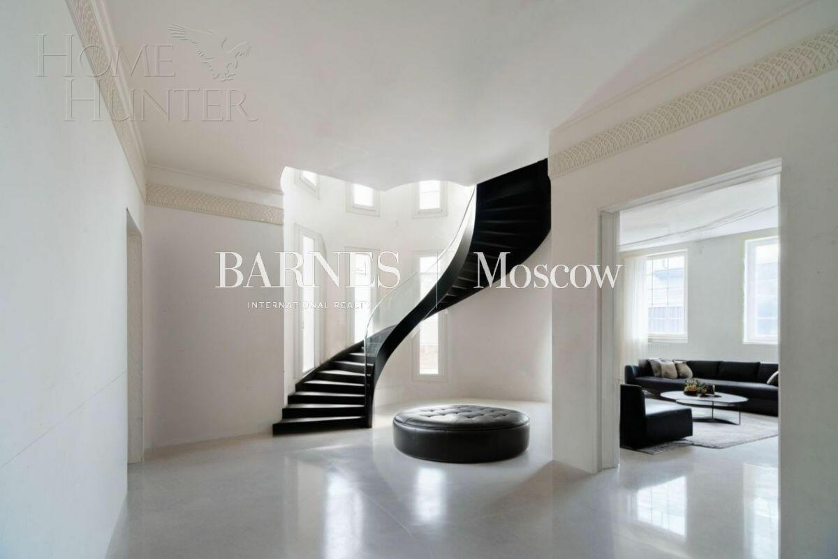 2-этажный коттедж 630 м² без отделки