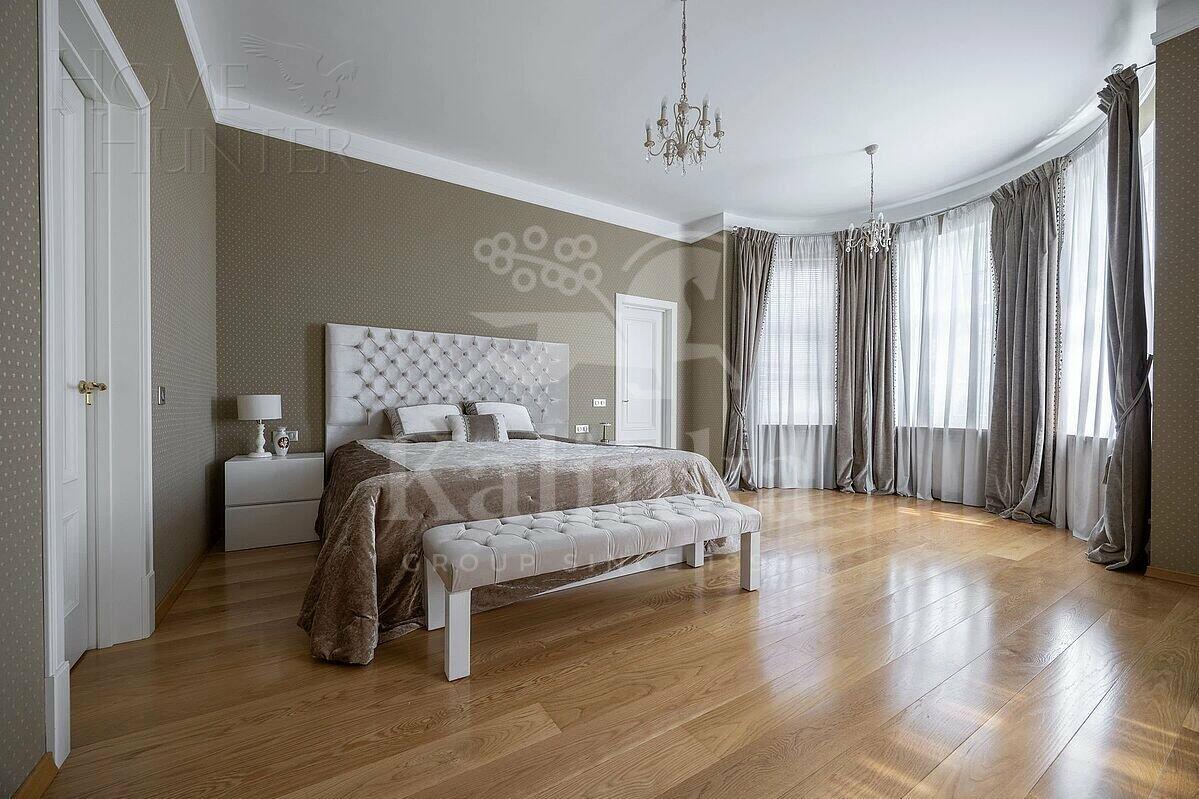 2-этажный таунхаус 350 м² с отделкой