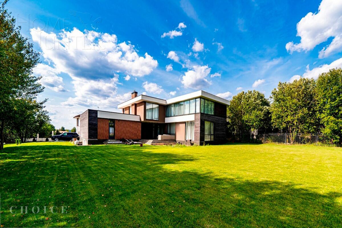 2-этажный коттедж 542 м² с отделкой