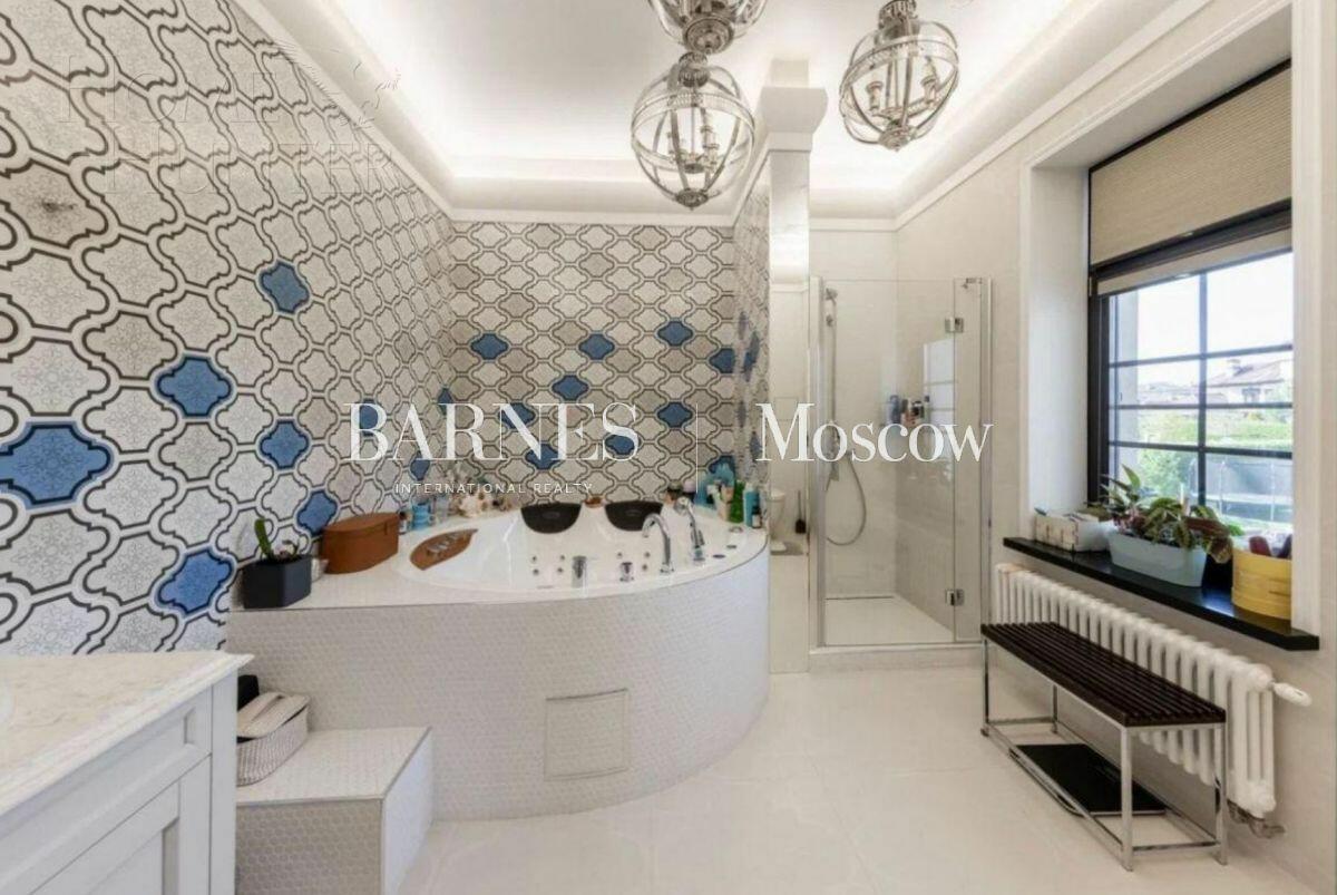 2-этажный коттедж 1 280 м² с отделкой