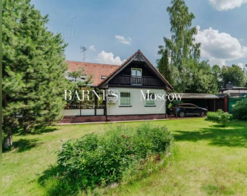 2-этажный коттедж 300 м² с отделкой