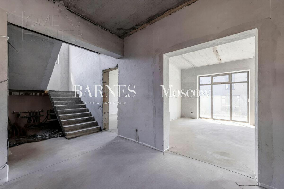 2-этажный коттедж 340 м² без отделки