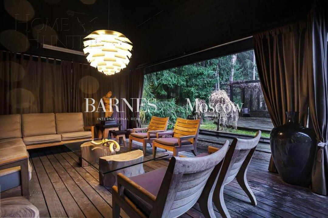 2-этажный коттедж 1 400 м² с отделкой