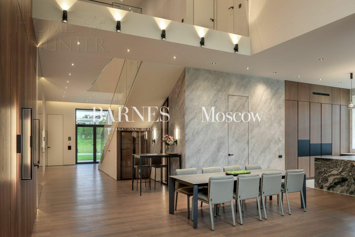 2-этажный коттедж 622 м² с отделкой