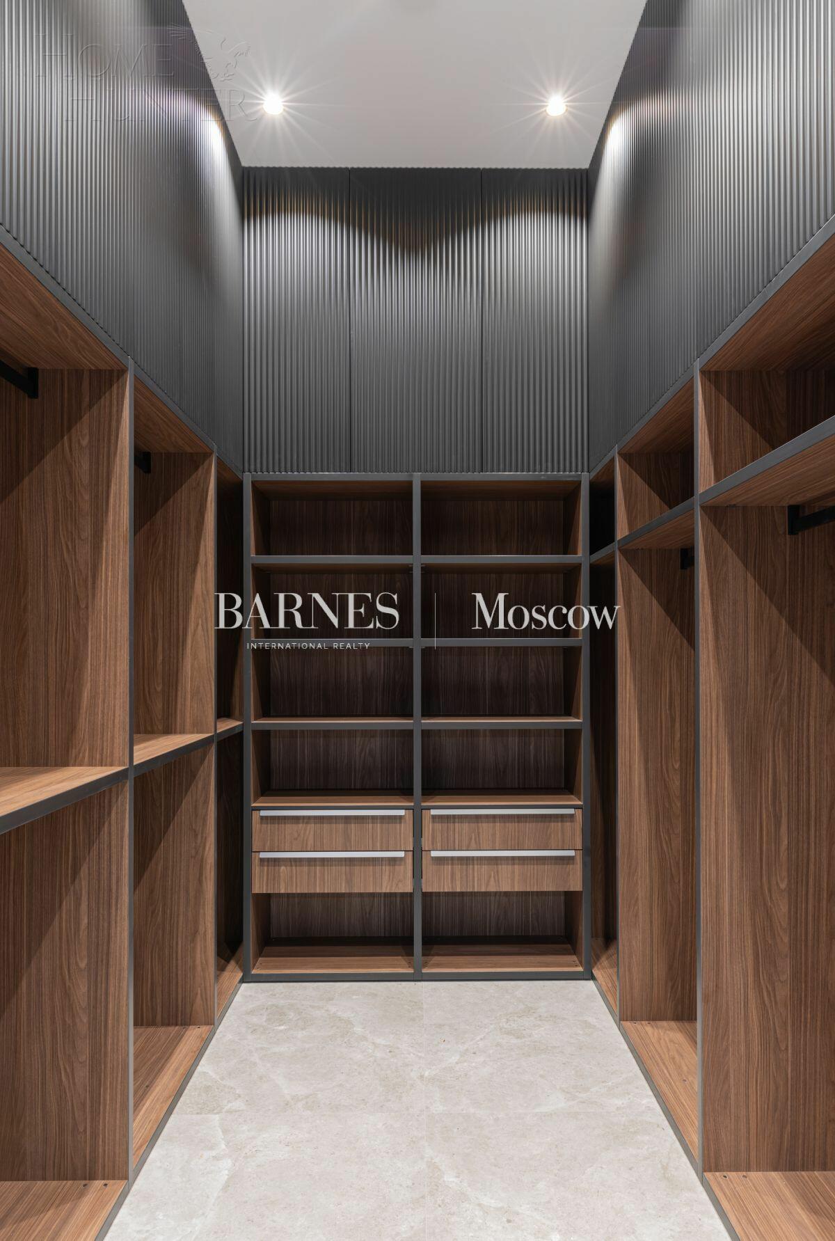 2-этажный коттедж 1 066 м² с отделкой