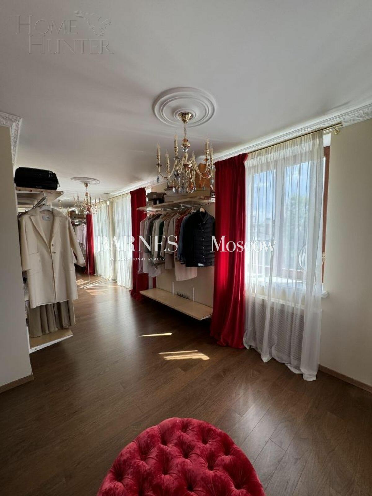 2-этажный коттедж 400 м² с отделкой