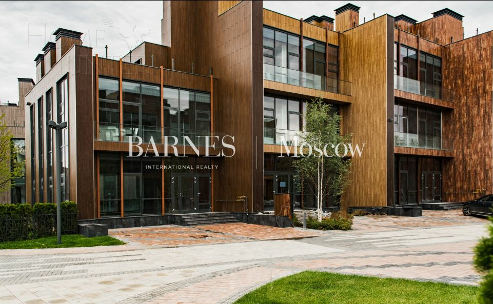 3-этажный таунхаус 250 м² без отделки