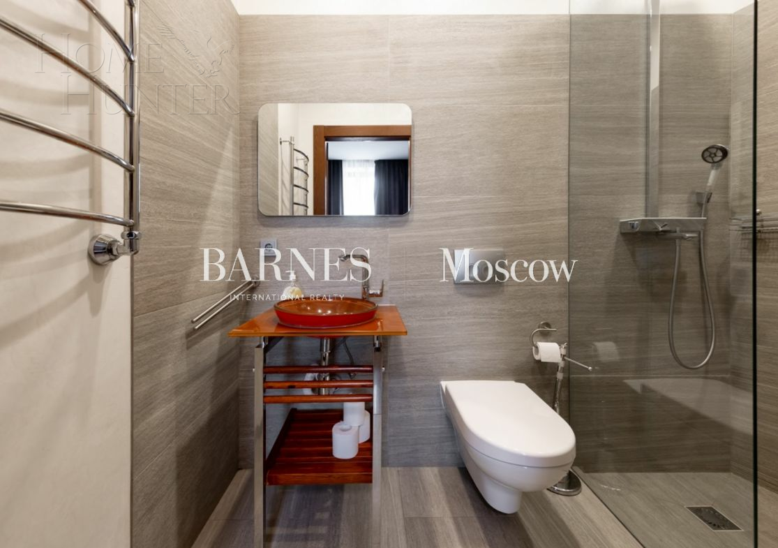 2-этажный коттедж 650 м² с отделкой