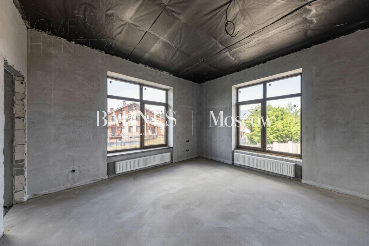 2-этажный коттедж 340 м² без отделки