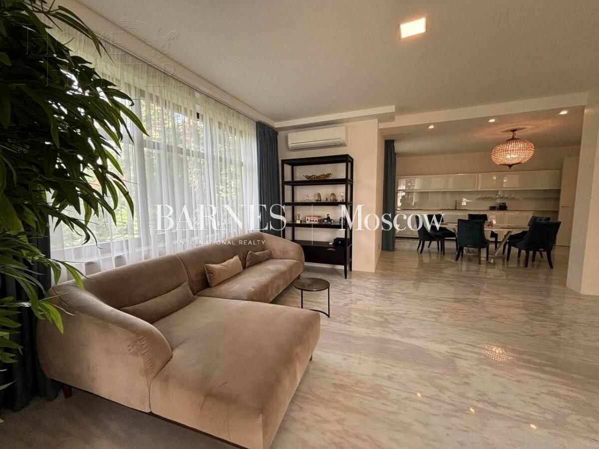 2-этажный коттедж 700 м² с отделкой