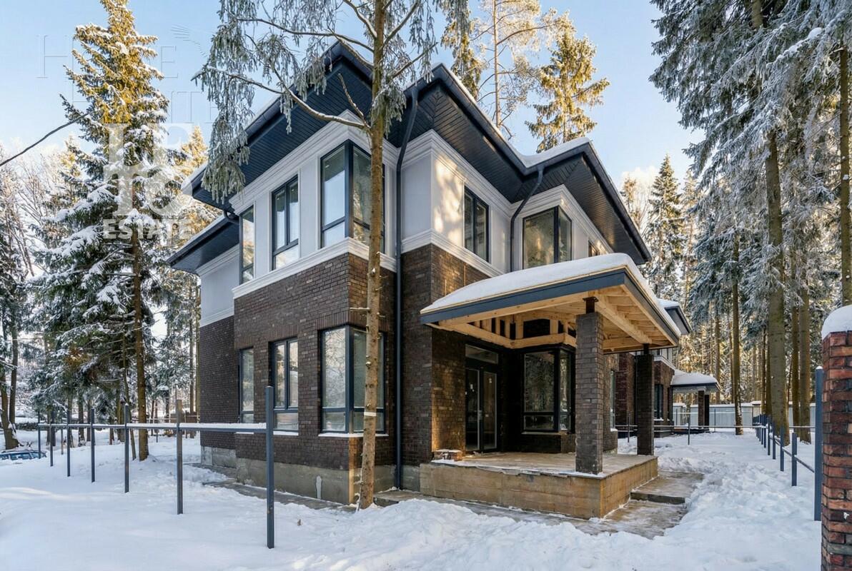 2-этажный коттедж 300 м² без отделки