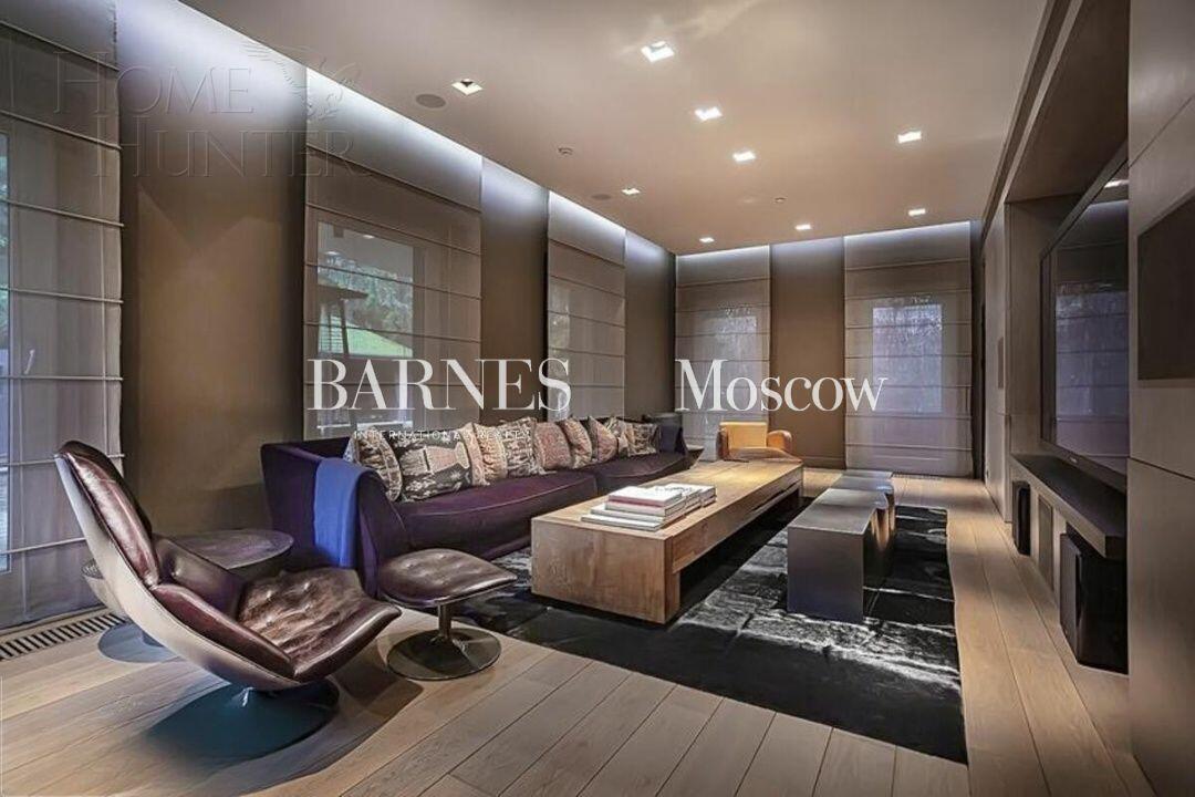 2-этажный коттедж 1 400 м² с отделкой