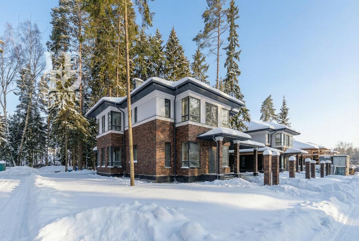 2-этажный коттедж 270 м² без отделки