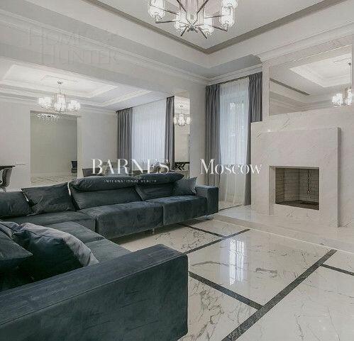 2-этажный коттедж 1 100 м² с отделкой