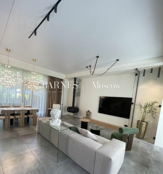 2-этажный таунхаус 250 м² с отделкой