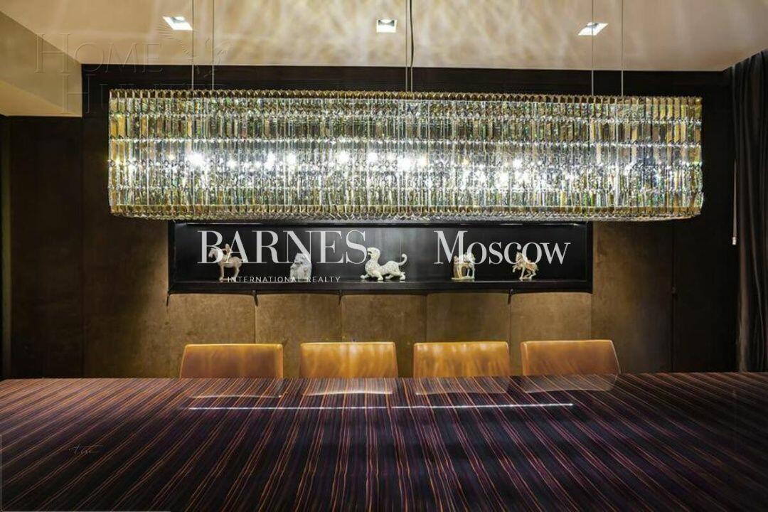 2-этажный коттедж 1 400 м² с отделкой