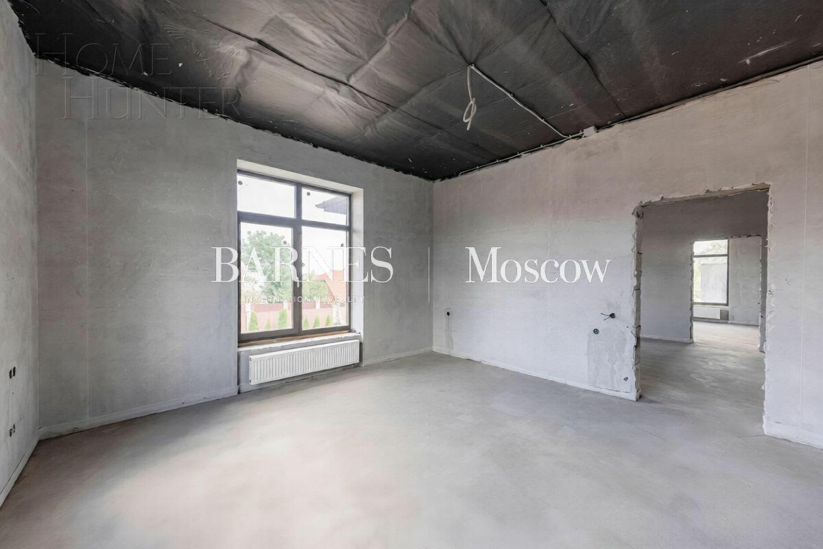 2-этажный коттедж 340 м² без отделки