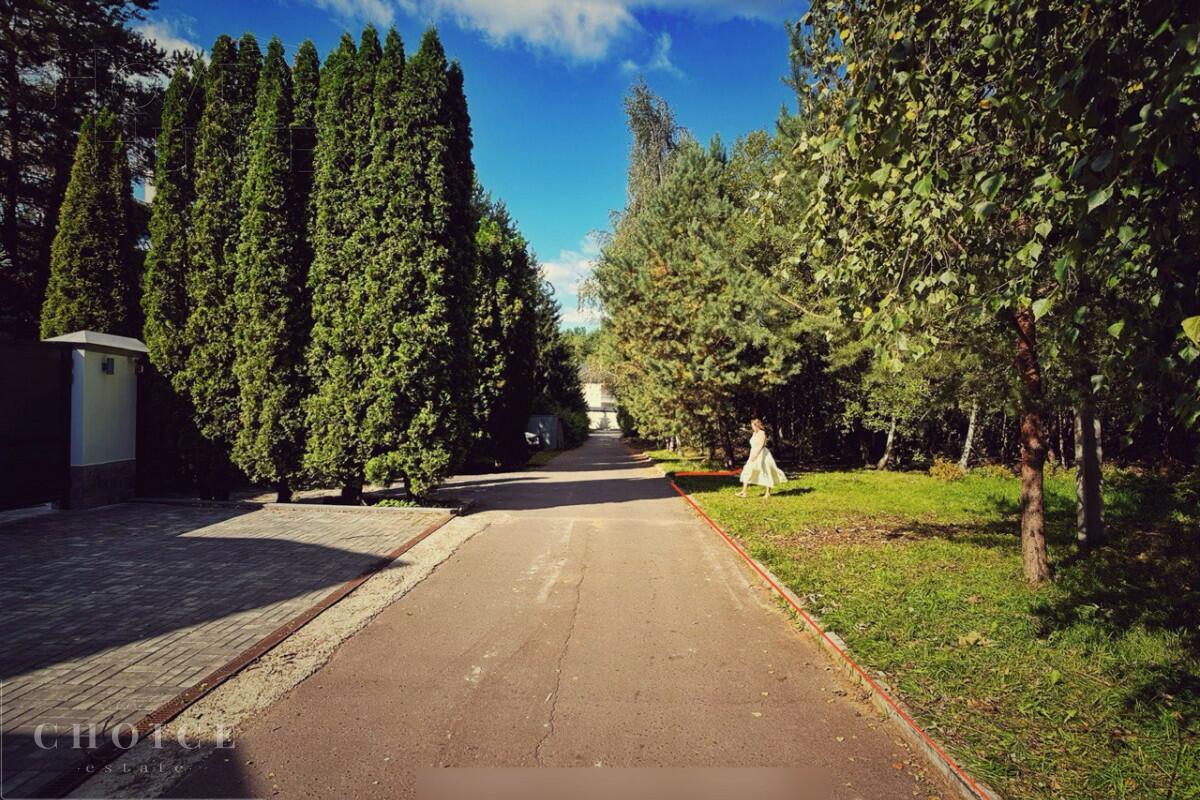 Участок 12.09 сот. в охраняемом поселке