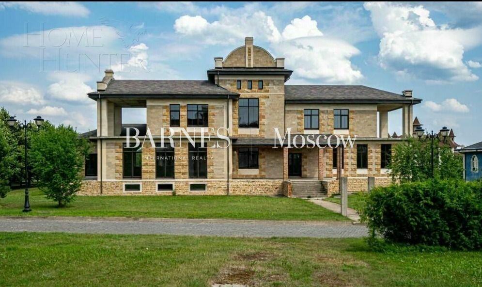 3-этажный коттедж 773 м² без отделки