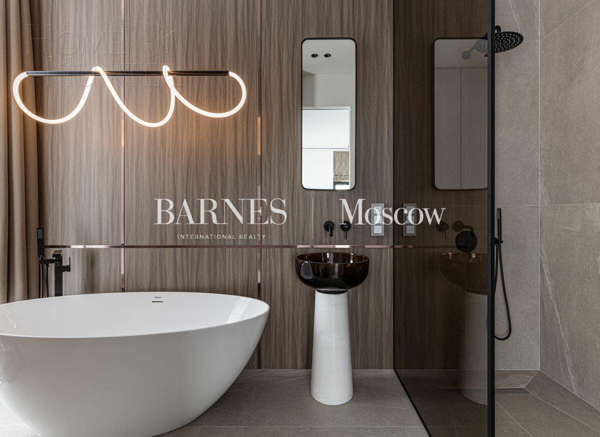 2-этажный коттедж 1 066 м² с отделкой