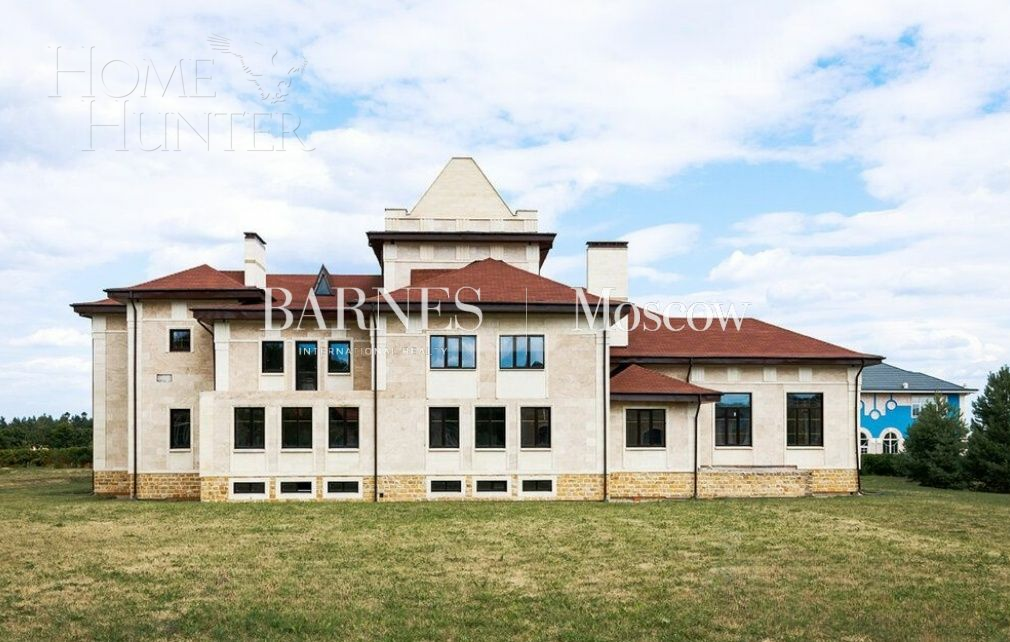 2-этажный коттедж 864.1 м² без отделки