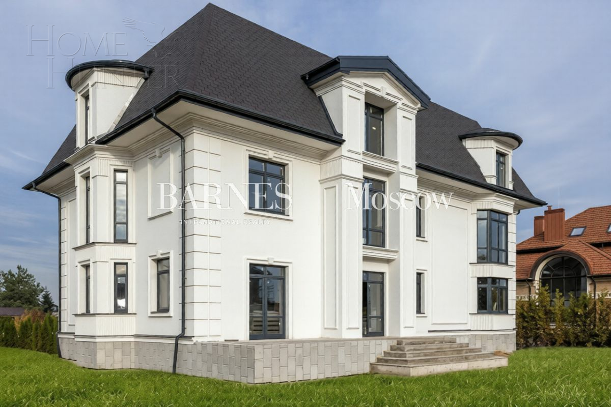 2-этажный коттедж 520 м² без отделки