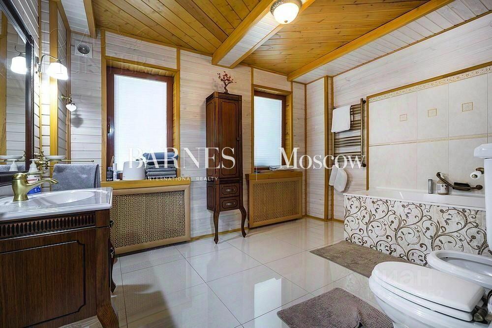 2-этажный коттедж 550 м² с отделкой