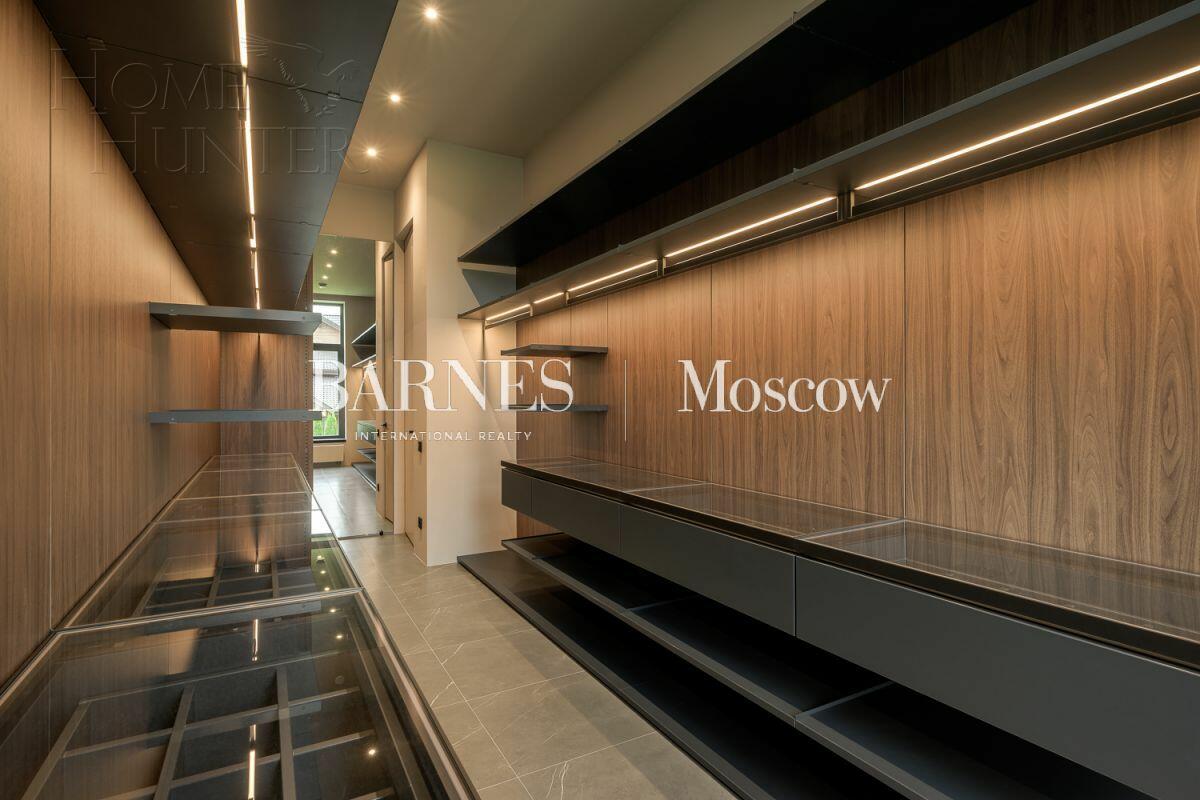 2-этажный коттедж 622 м² с отделкой