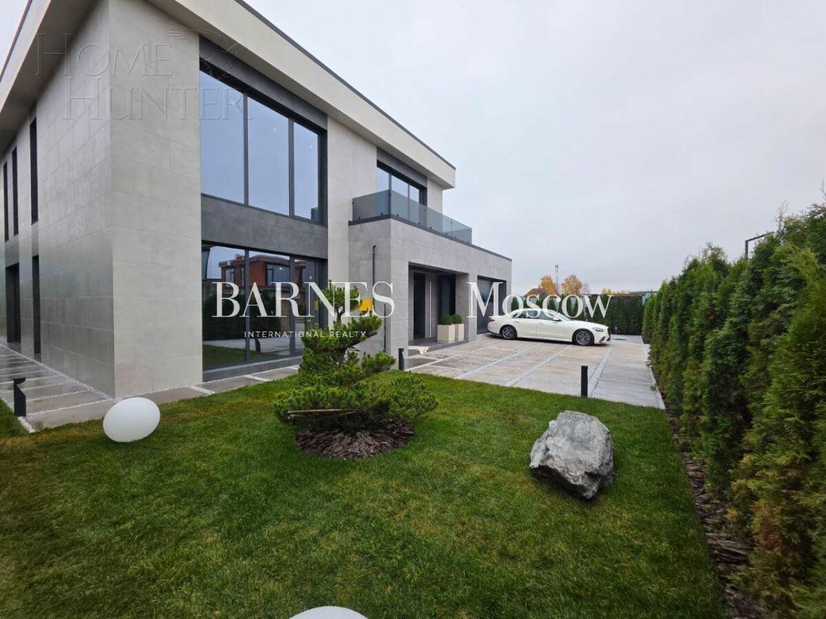 2-этажный коттедж 450 м² без отделки