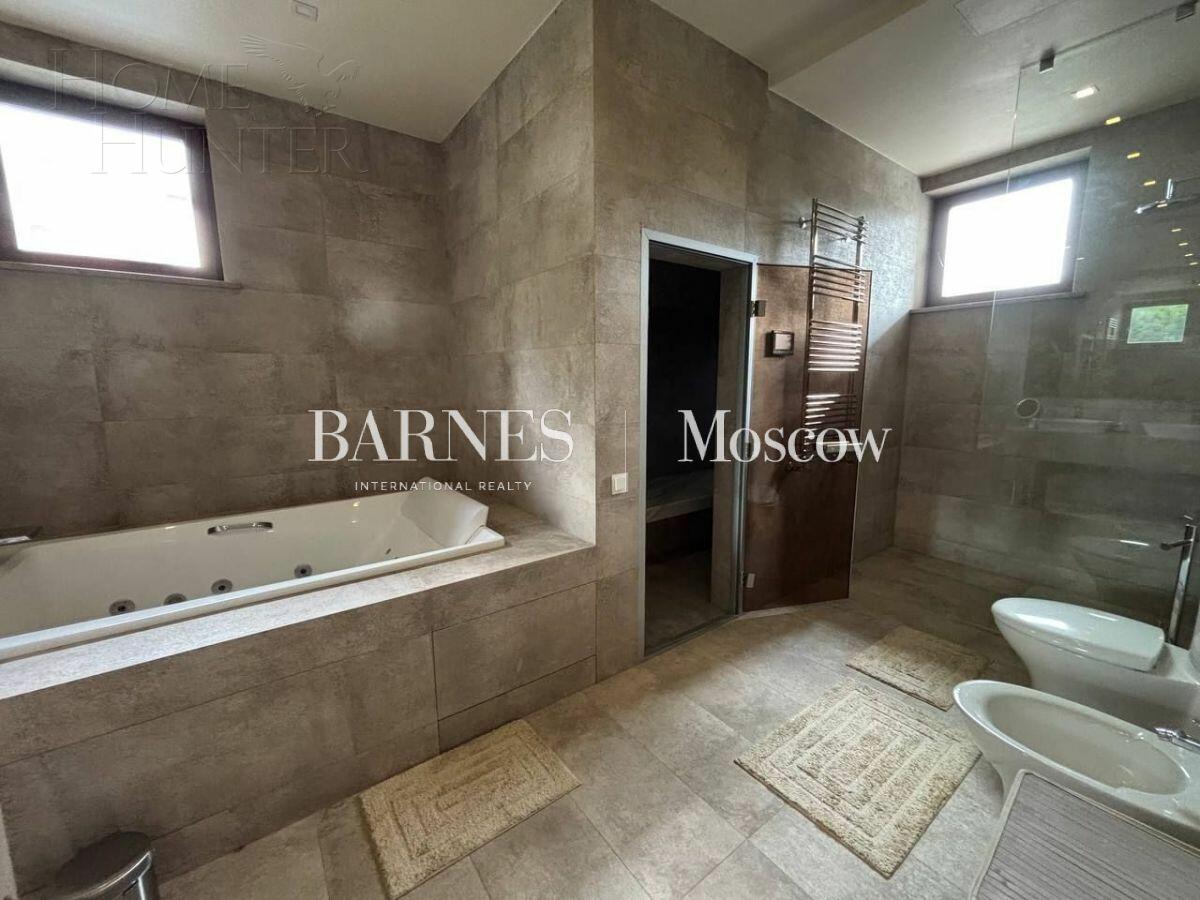 2-этажный коттедж 700 м² с отделкой