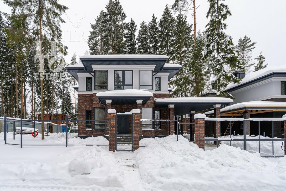 2-этажный коттедж 270 м² без отделки