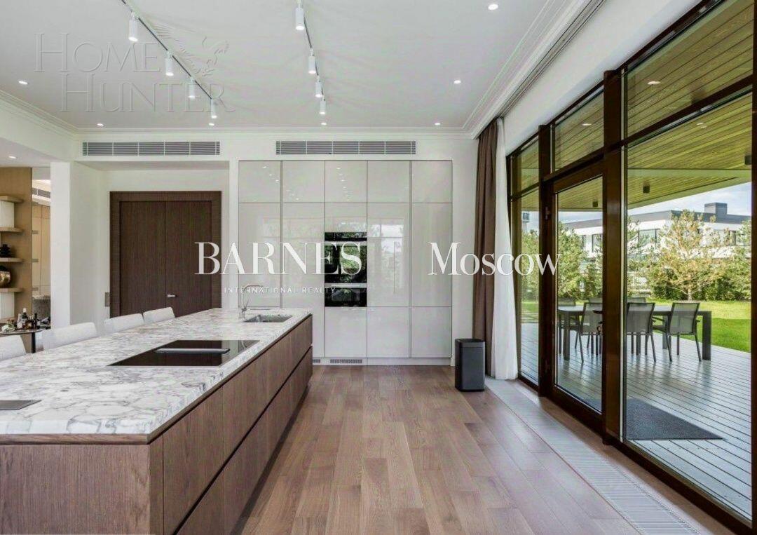 2-этажный коттедж 730 м² с отделкой