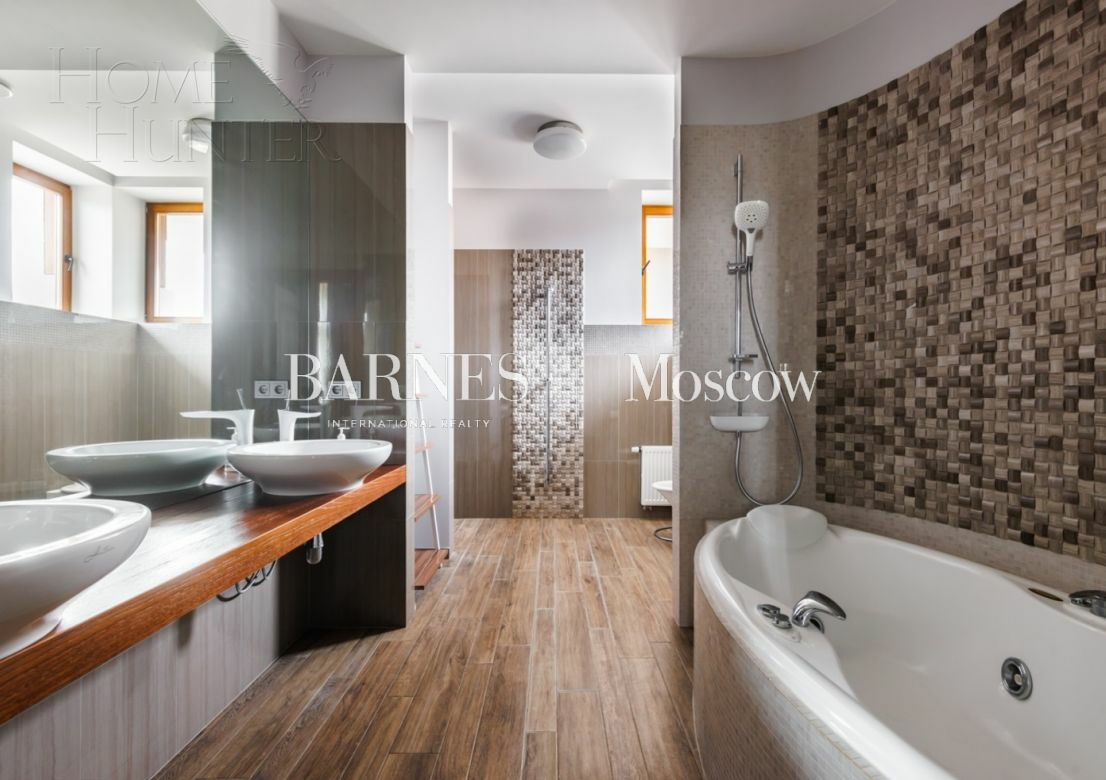 2-этажный коттедж 650 м² с отделкой