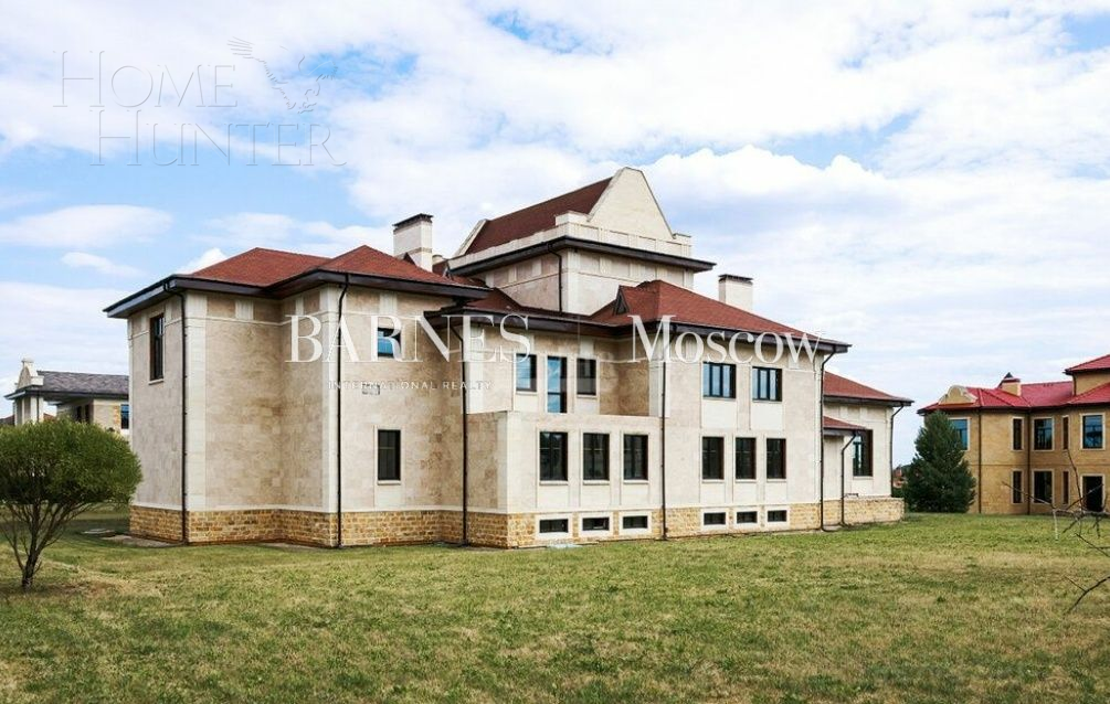 2-этажный коттедж 864.1 м² без отделки