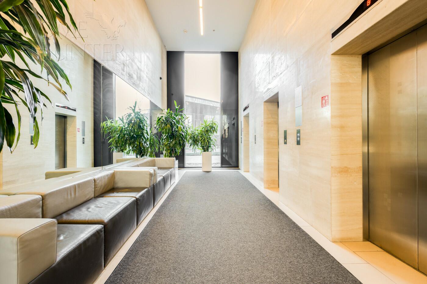 4-КОМН. КВАРТИРА С ОТДЕЛКОЙ 140 М² НА 10 ЭТАЖЕ