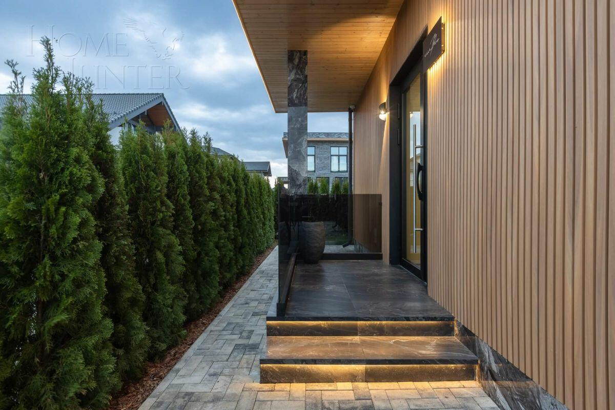 2-этажный коттедж 250 м² с отделкой