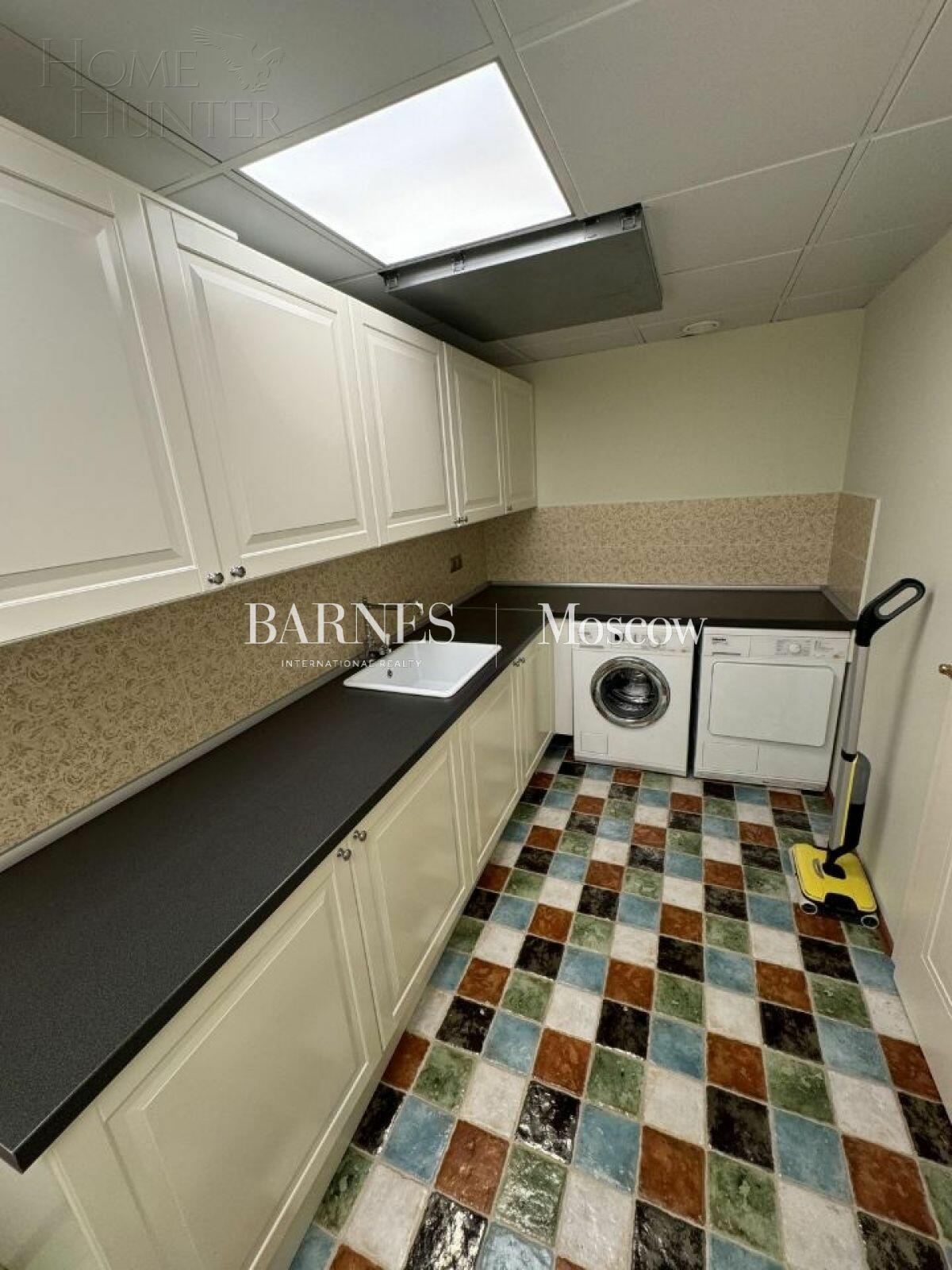 2-этажный коттедж 400 м² с отделкой