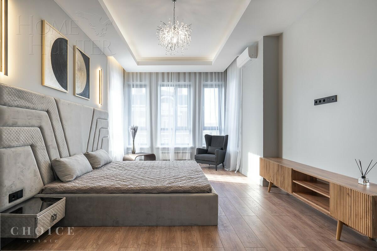 2-этажный коттедж 340 м² с отделкой