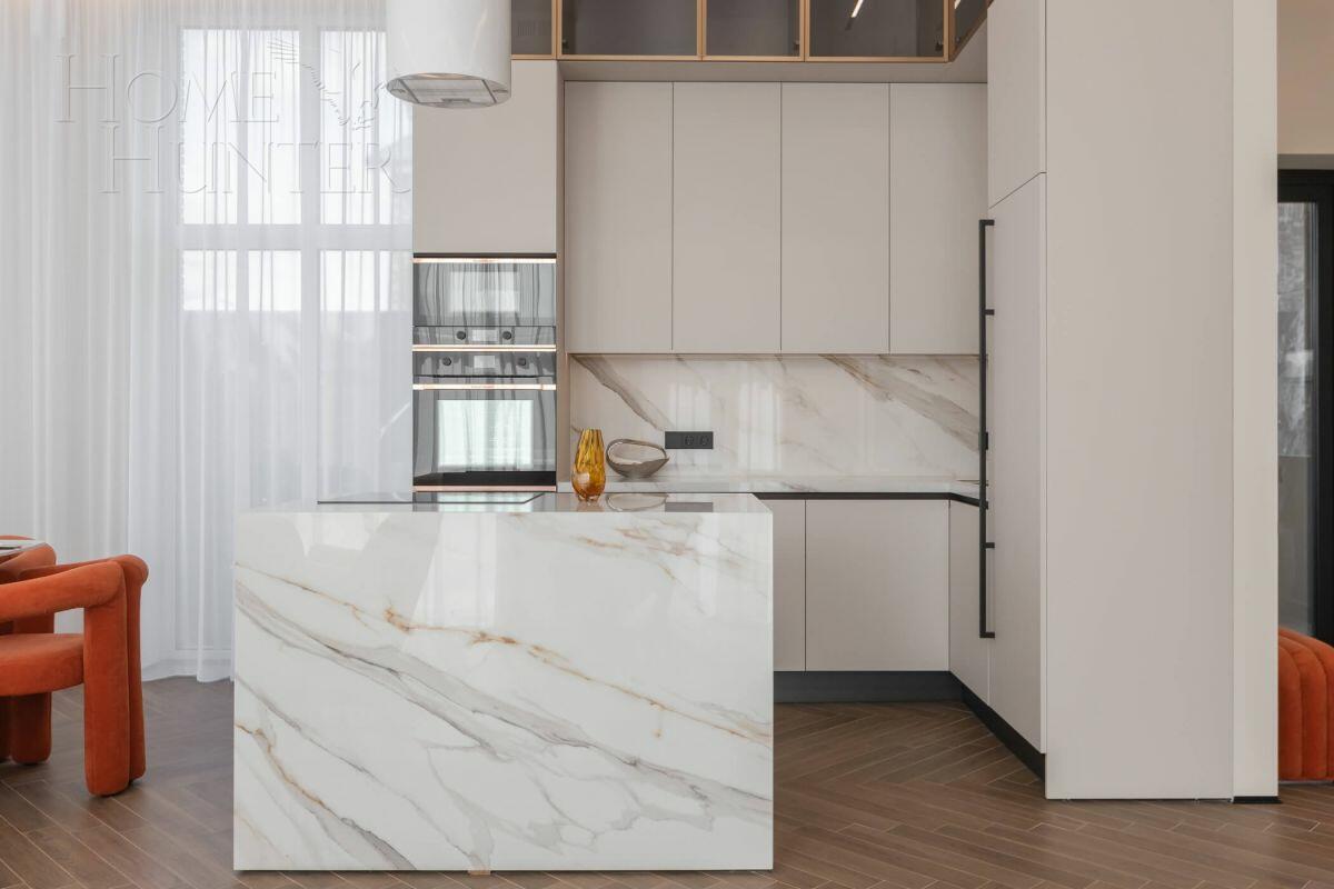 2-этажный коттедж 250 м² с отделкой