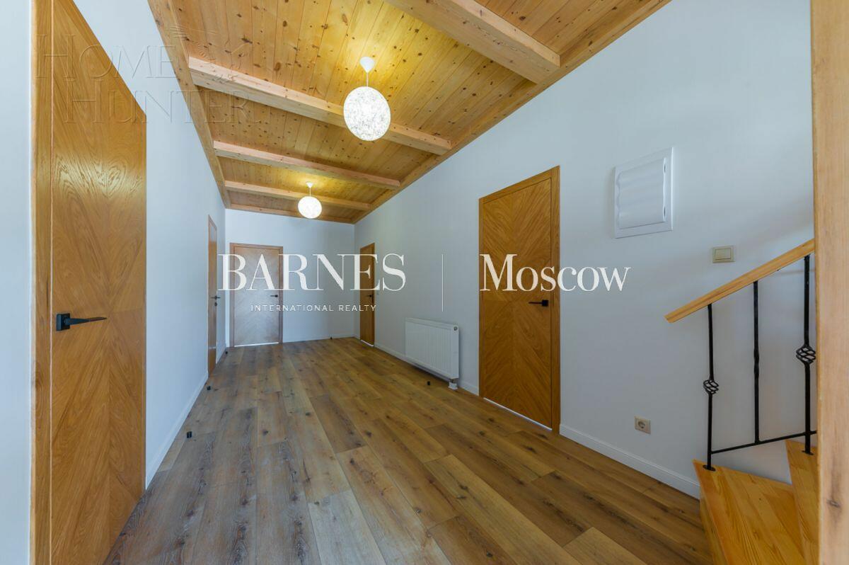 2-этажный коттедж 500 м² с отделкой