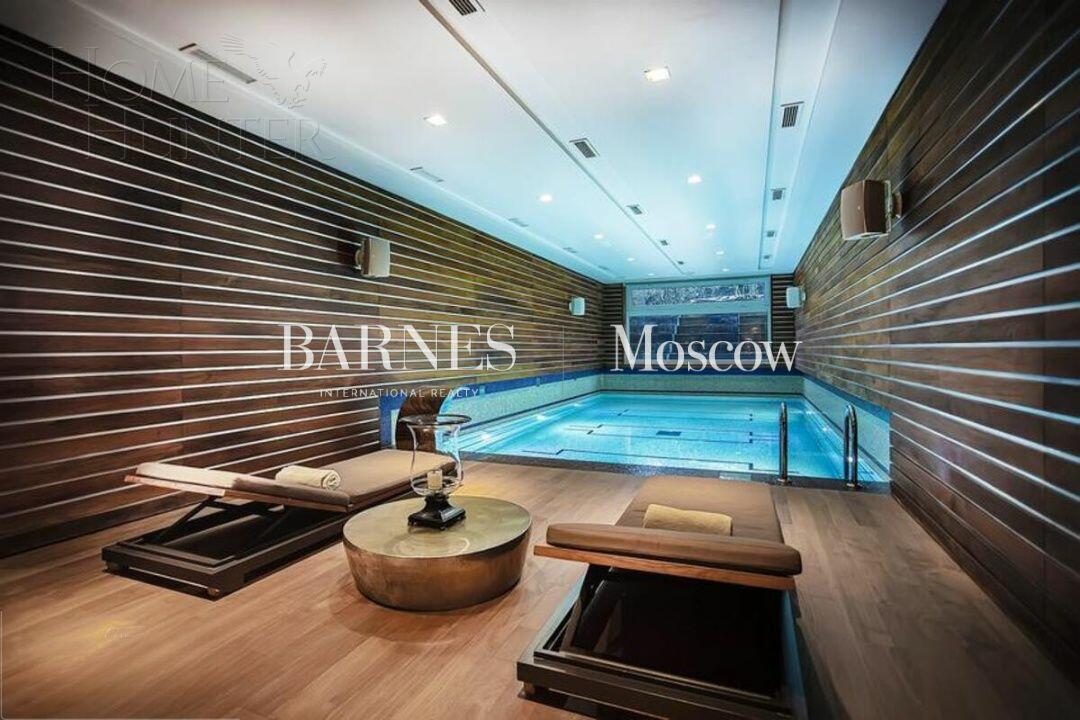 2-этажный коттедж 1 400 м² с отделкой