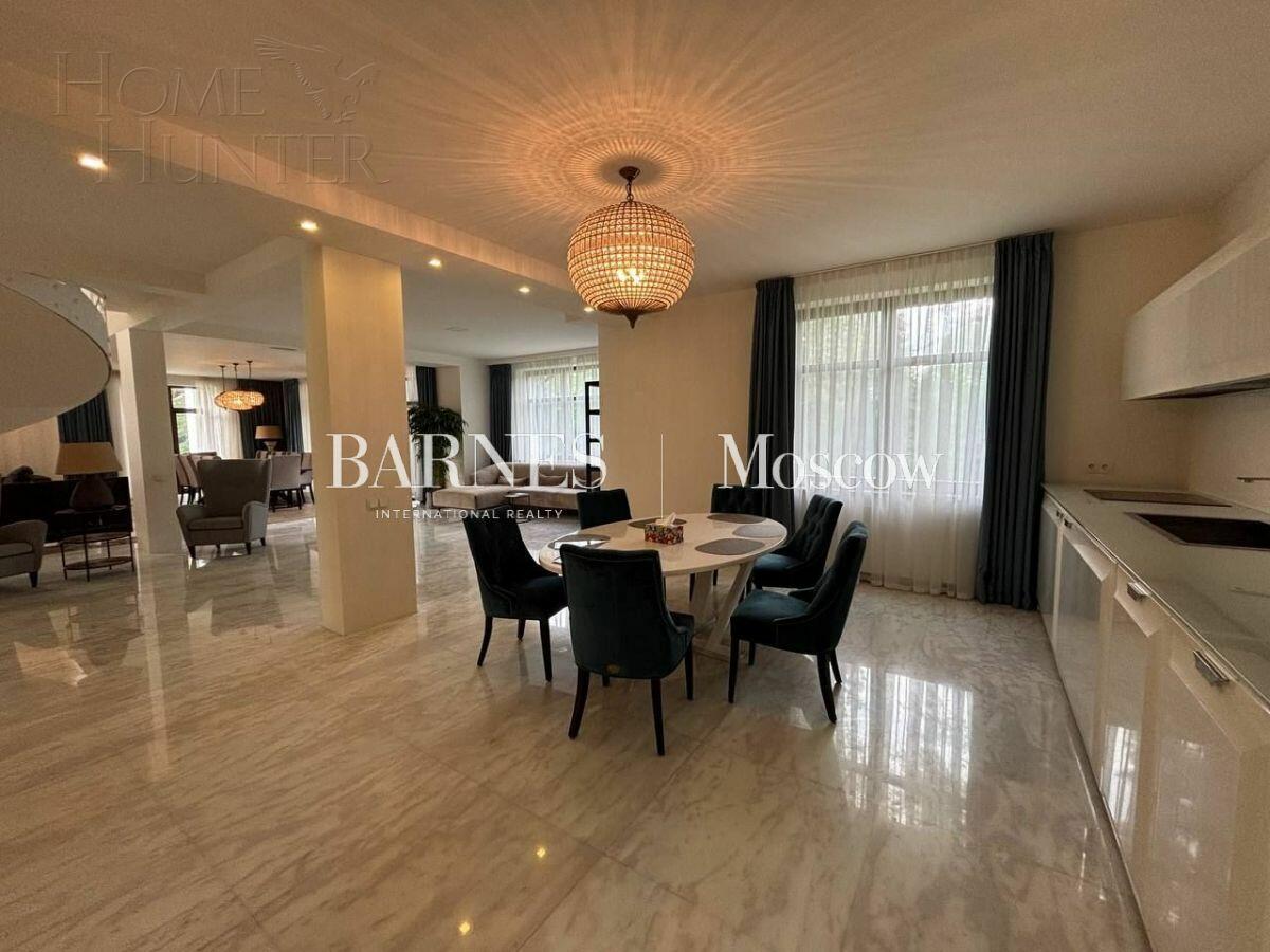 2-этажный коттедж 700 м² с отделкой