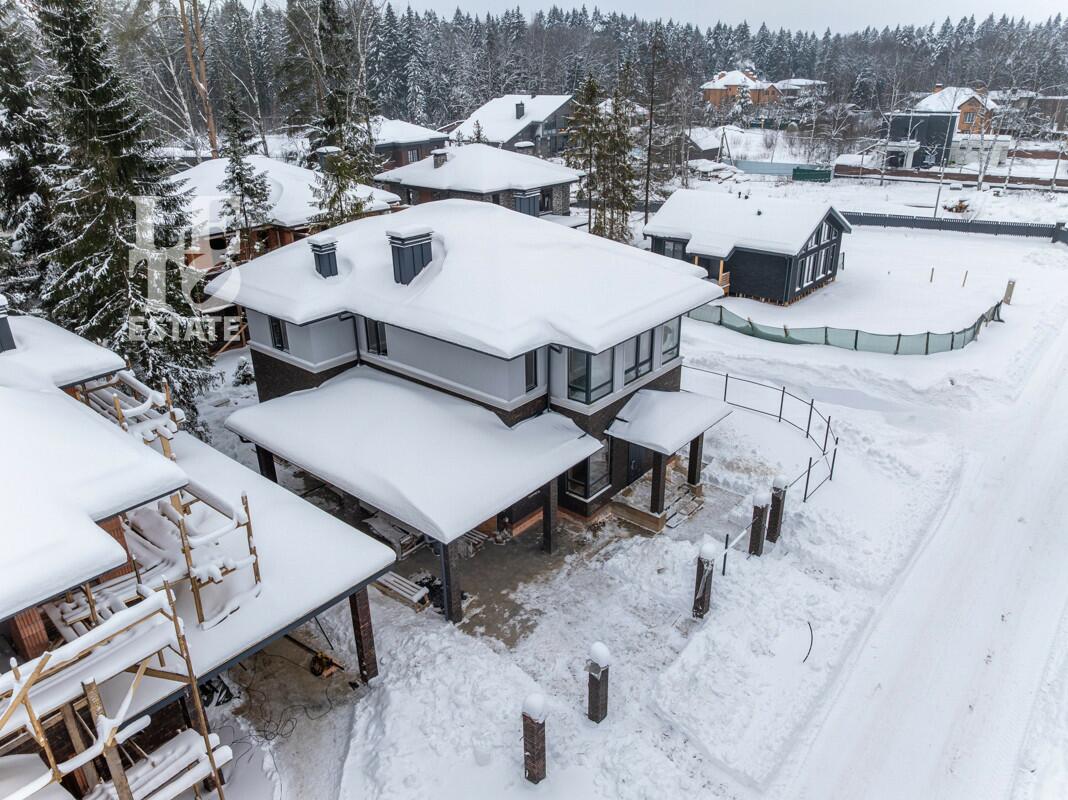 2-этажный коттедж 270 м² без отделки