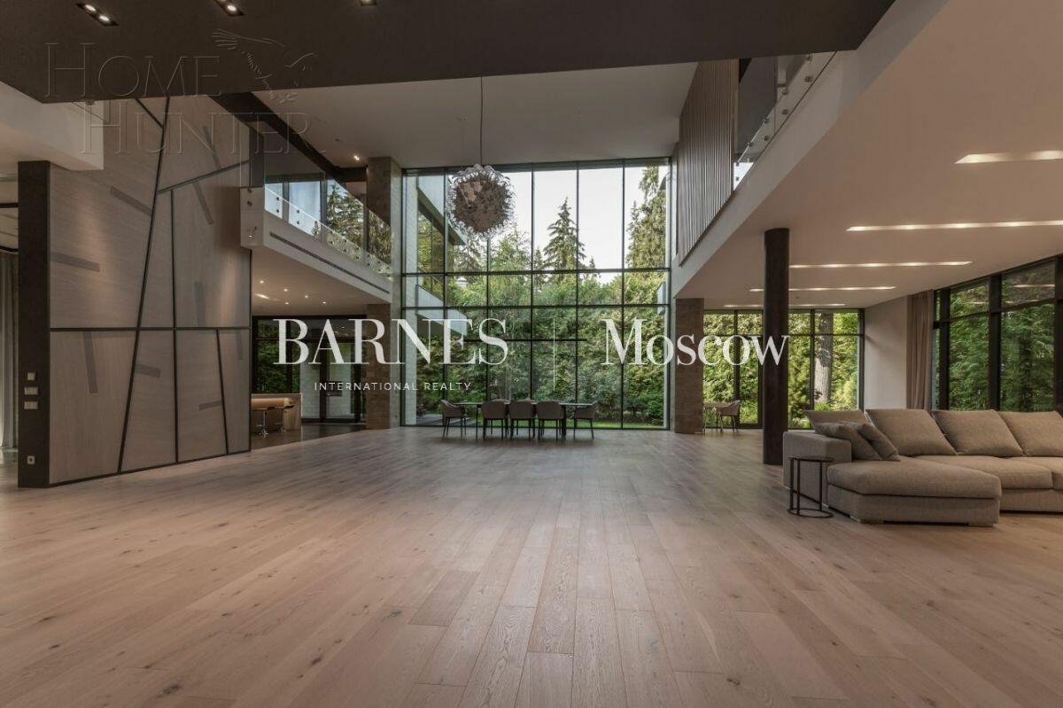 2-этажный коттедж 1 040 м² с отделкой