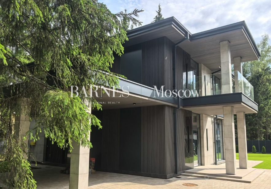 2-этажный коттедж 280 м² без отделки