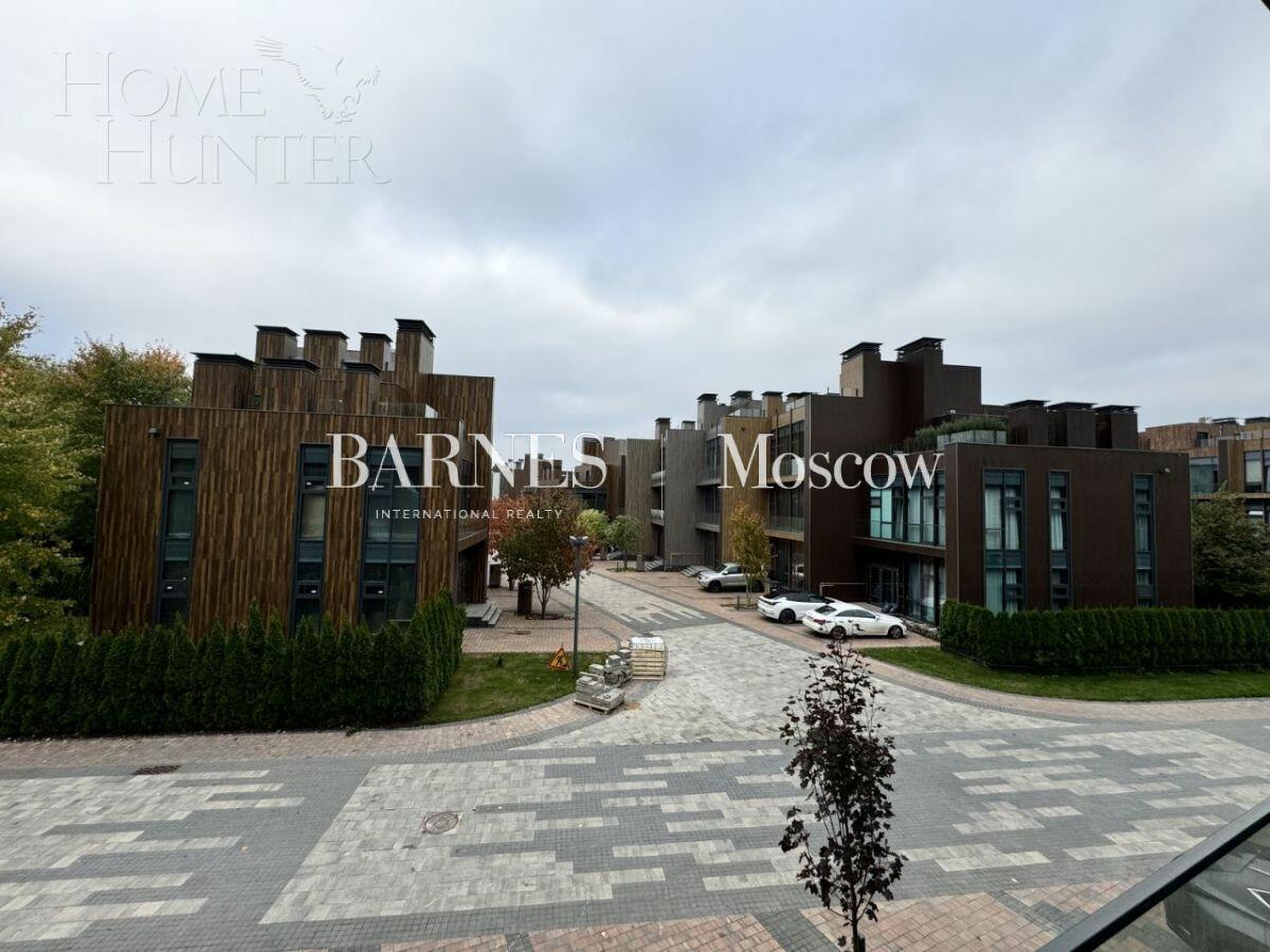 3-этажный таунхаус 238 м² без отделки