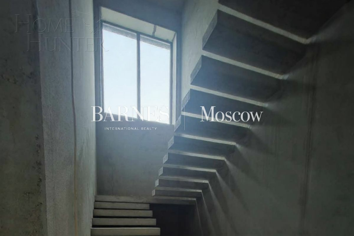 2-этажный коттедж 450 м² без отделки