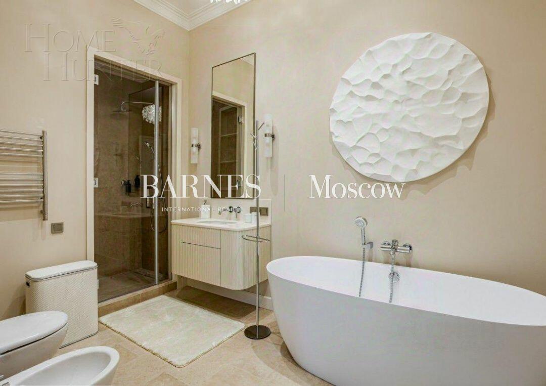 2-этажный коттедж 730 м² с отделкой